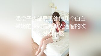 【户外】【茜茜小母G】合集，户外露出刺激，高速公路，公交车站，男厕_所~~~！~✨✨✨玩的就是心跳 (6)