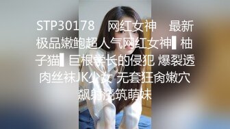 [MP4]黑衣花臂纹身妹子口交舔弄张开双腿后入侧入猛操