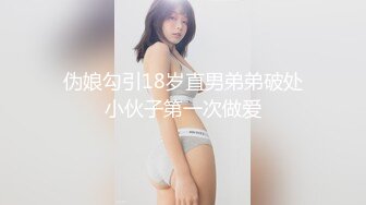 在家给骚妻找的俩单男