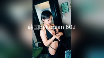 去了40岁老熟女的家，衣服没脱就开始干-Pua-疯狂