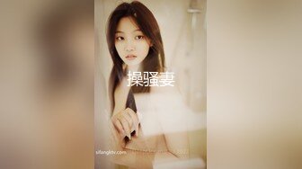 【搞沐足女技师】大长腿足疗少妇，服务周到骑在身上按摩