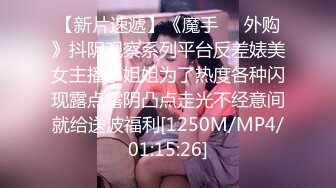 《震撼网红❤私拍秘泄密》▶群狼求档Onlyfans百万粉丝▶可盐可甜撸铁健身教练Yummy露脸私拍~啪啪紫薇COSER非常反差 (1)