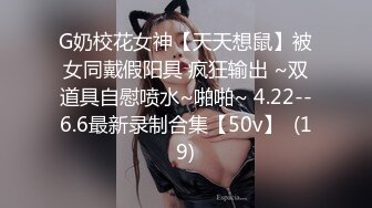 商场女厕偷拍棒球帽皮靴美女?肥大突出的两片肉唇